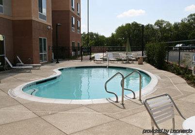 Fairfield And By Marriott San Antonio Northeast / / Rafb Hotel