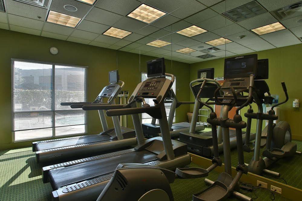 Fairfield And By Marriott San Antonio Northeast / / Rafb 3*