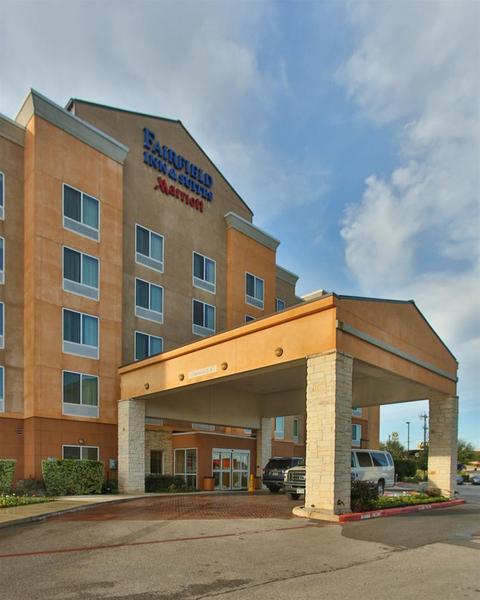 Hotel Fairfield And By Marriott San Antonio Northeast / / Rafb 3*