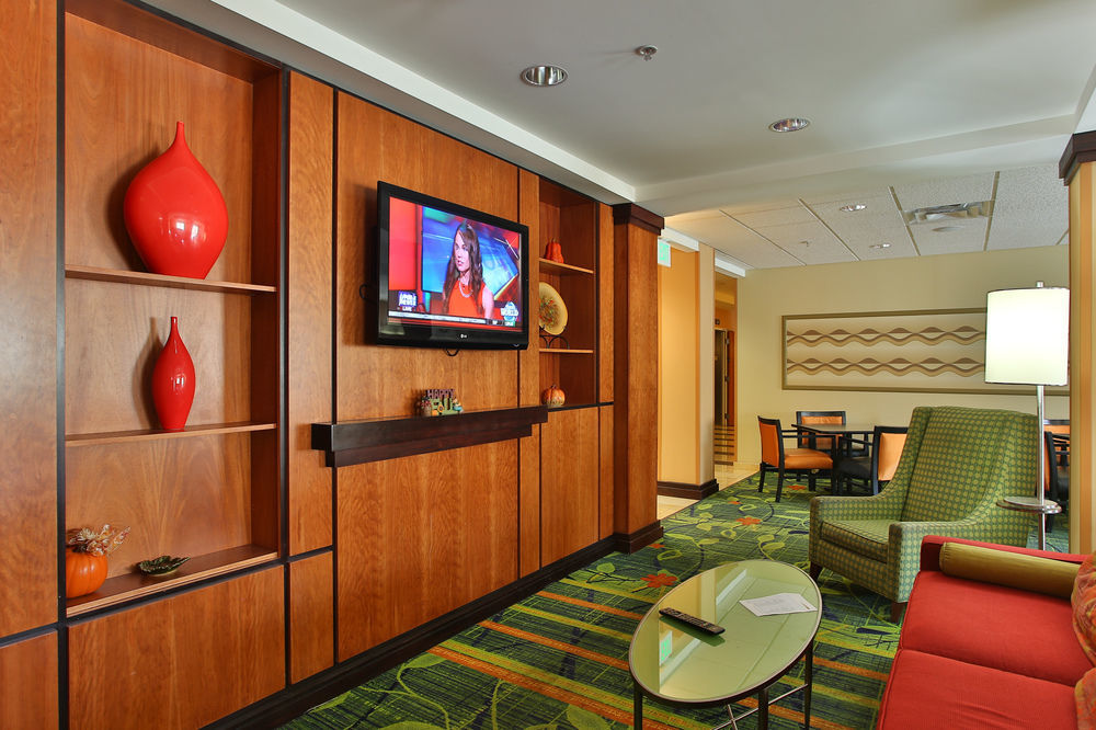 Hotel Fairfield And By Marriott San Antonio Northeast / / Rafb 3*